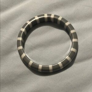 Gray and White Striped plastic acrylic resin Bangle Bracelet Y2K